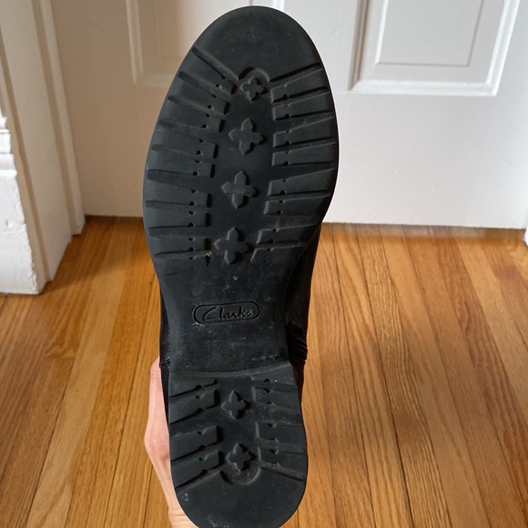 Clarks Leather Boots - Picture 4 of 4